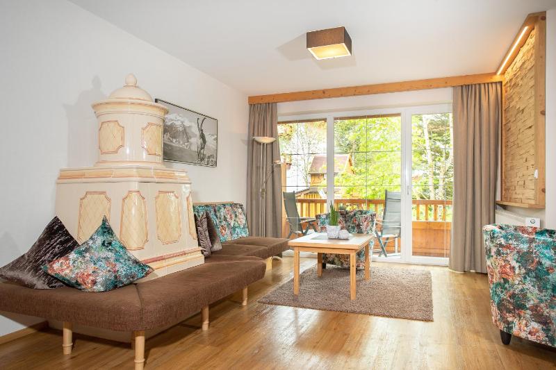 One-Bedroom Apartment image 3
