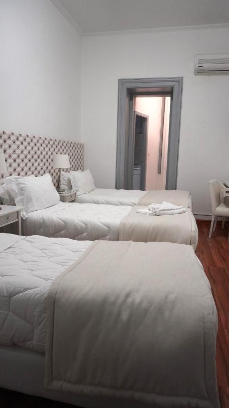 Triple Room image 1