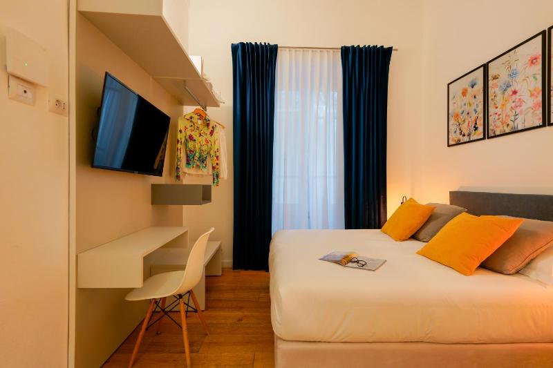 Superior Double Room image 3