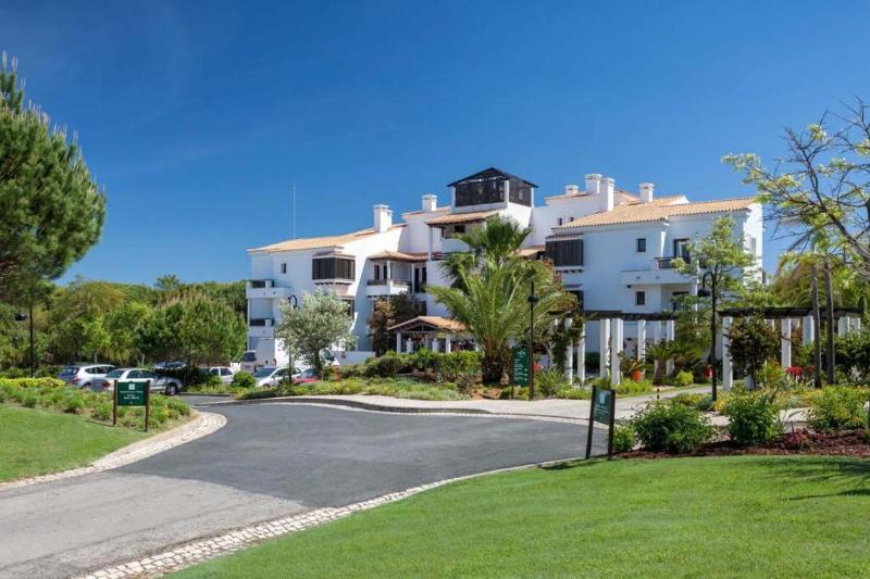 Pine Cliffs Suites - image 23