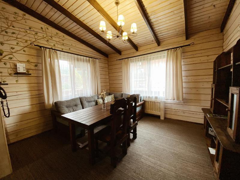 Two-Bedroom Cottage image 4