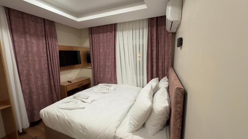 Golden Tulip Suite Apart - image 11