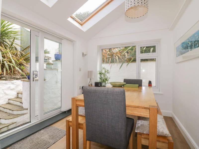 Blacksmiths Cottage - image 20
