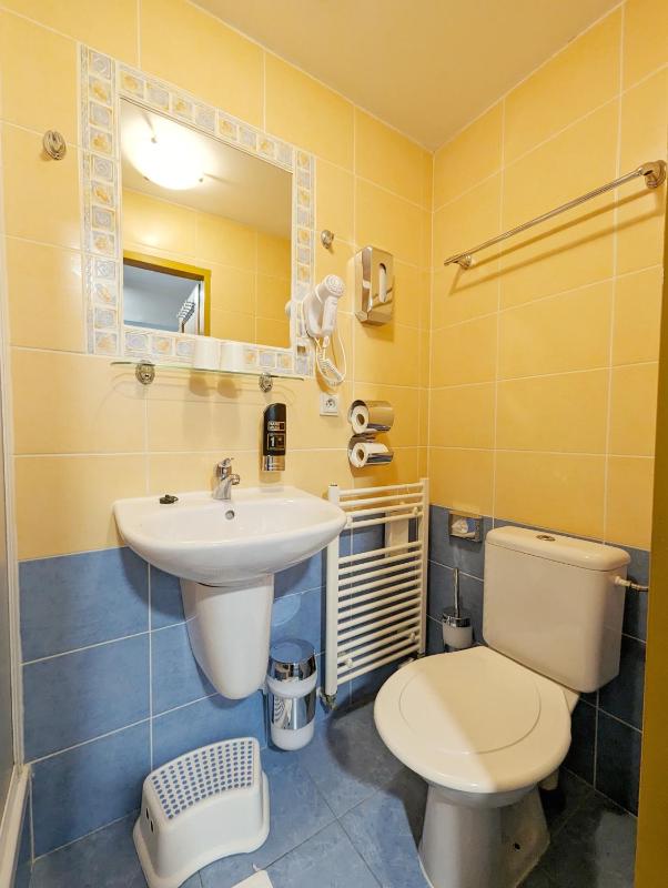 Double Room with Sofa Bed image 2
