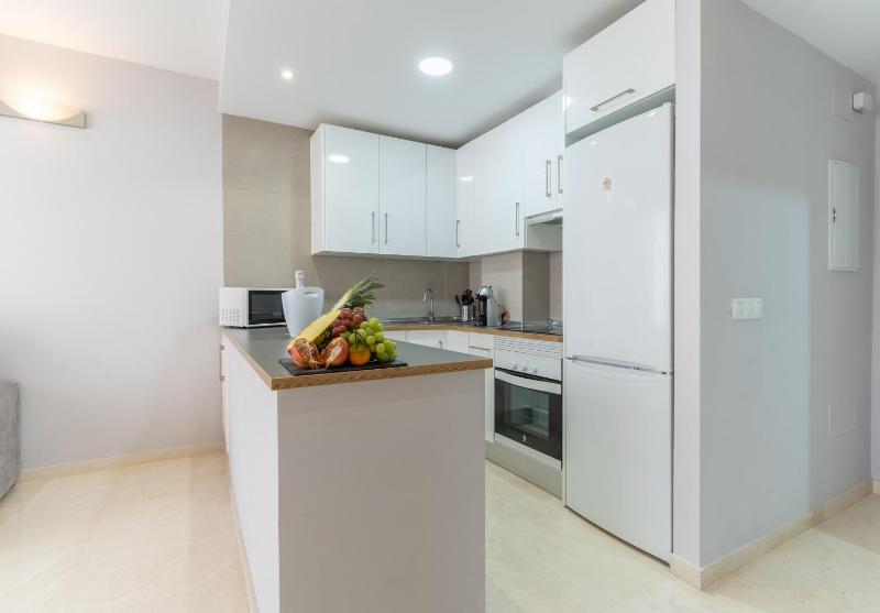 Apartamentos Castillo by Sur Suites - image 10