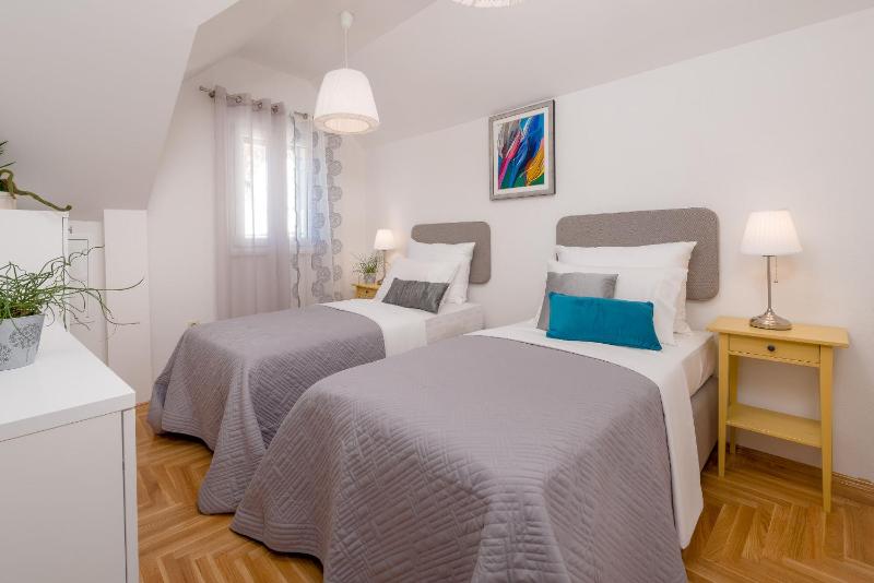 Villa Lipa Dora - image 37