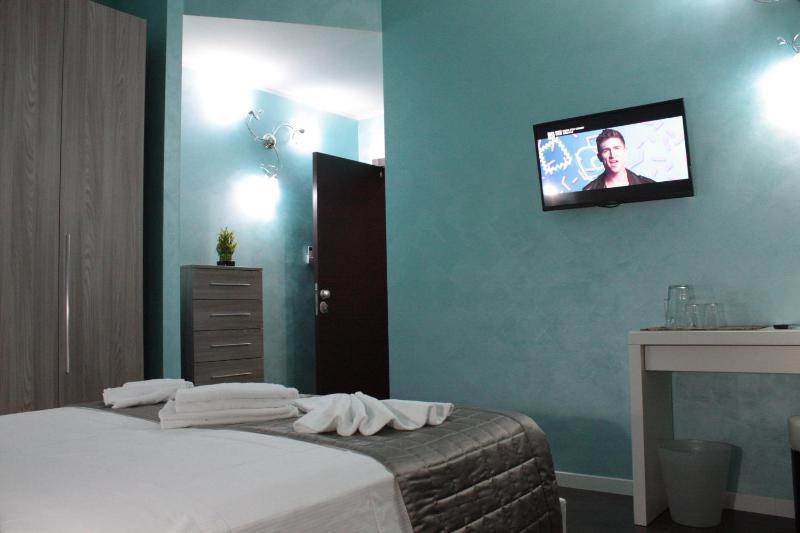 Superior Double Room with Private Bathroom image 1