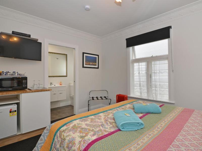 Richmond Guest House - image 18