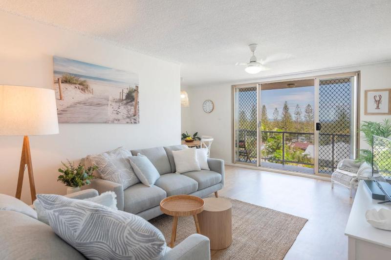 Poppy's Place - oceanstays - image 1
