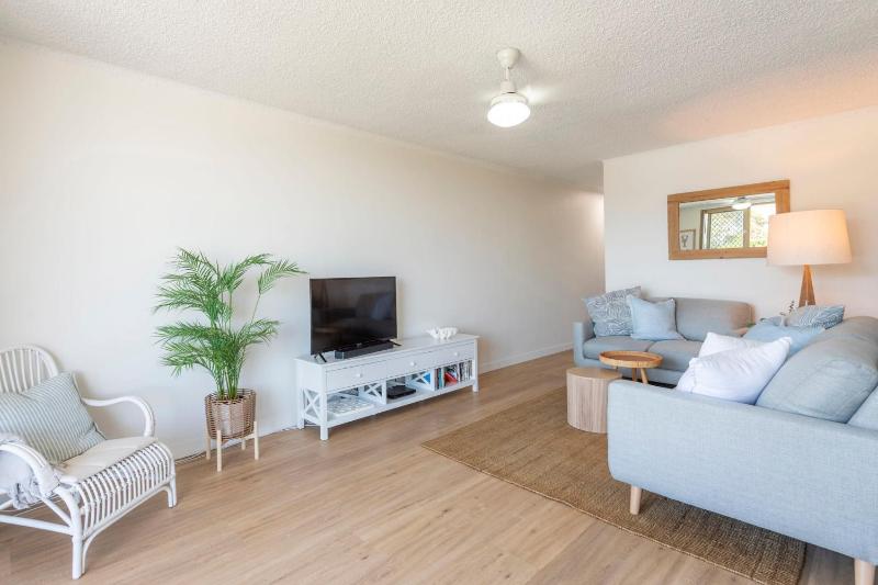 Poppy's Place - oceanstays - image 2