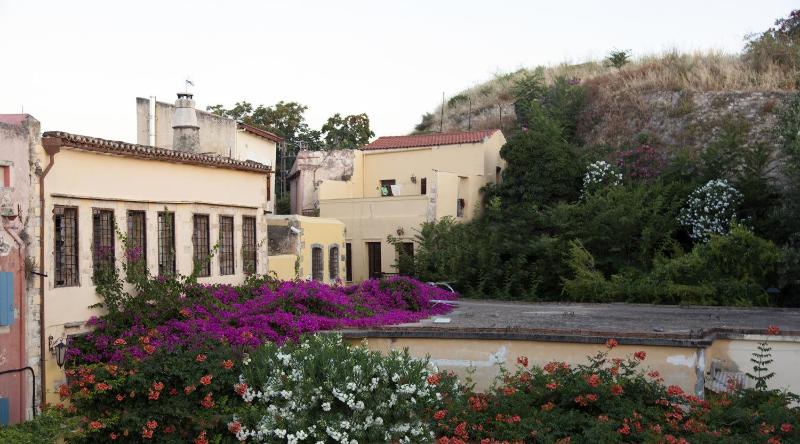 Shalom Luxury Rooms Kondilaki - image 40
