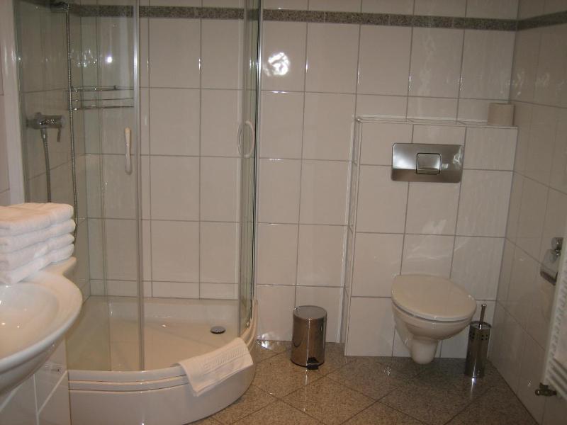 Double Room with Private Bathroom image 3