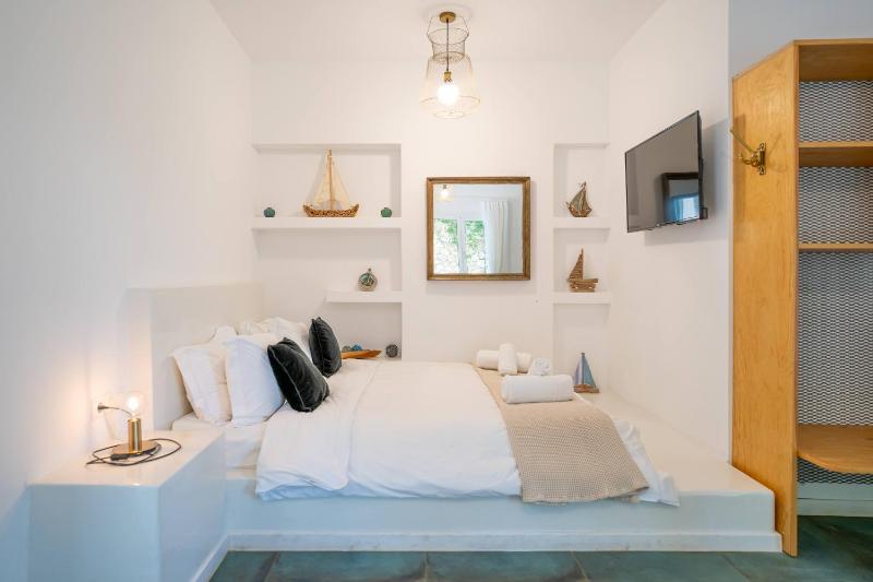 Junior Suite with Garden View image 1