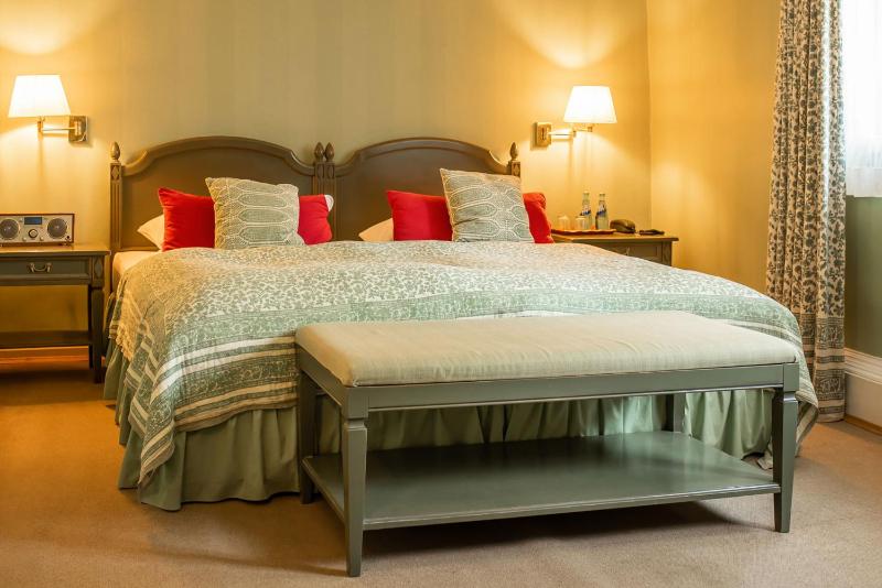 Twin Room image 1