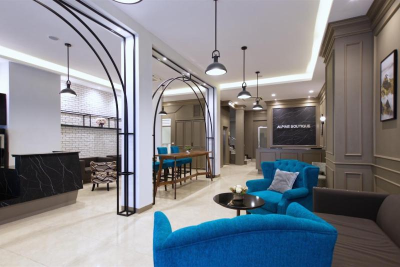 Alpine Boutique Pratunam - image 2