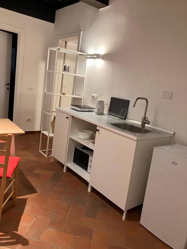 Double Room image 3
