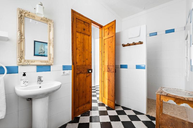 Villa Son Prats by Escape Home - image 32