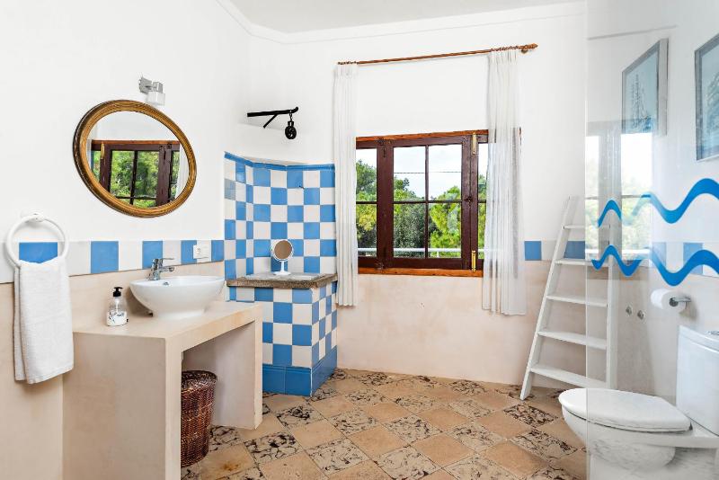 Villa Son Prats by Escape Home - image 15