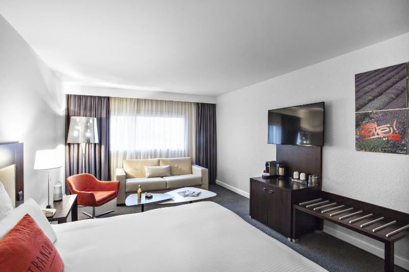 Classic King Room image 2