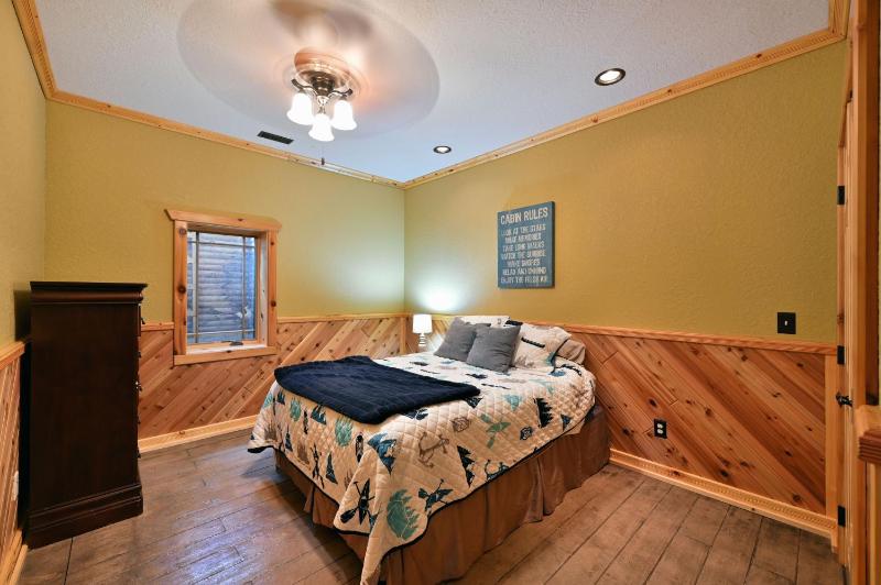 Four-Bedroom Holiday Home image 3