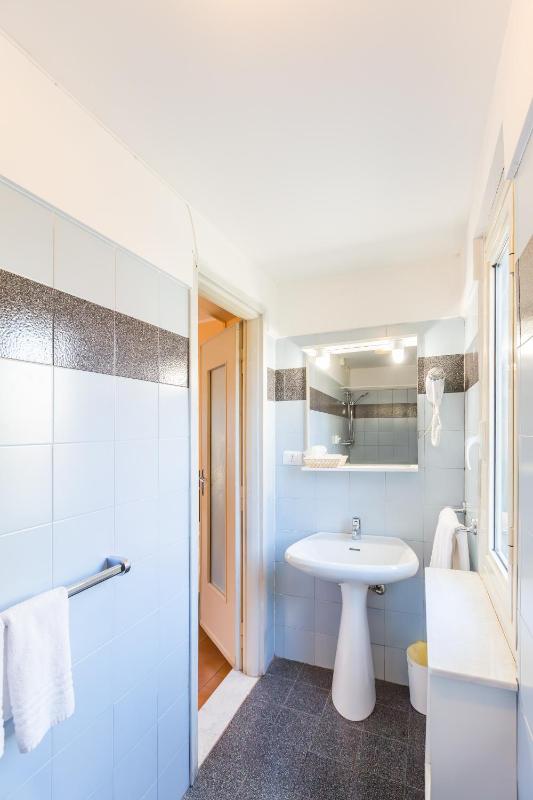 Triple Room image 4