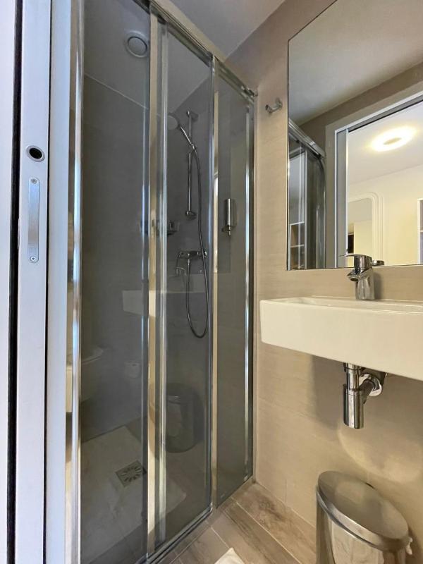 Comfort Double Room image 4