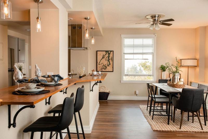 Historic Leopold 2 bedroom Suite