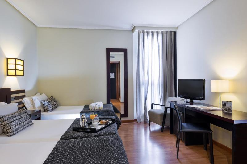 Triple Room image 1