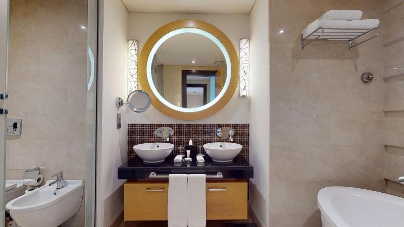 Two-Bedroom Apartment (Complimentary Shuttle to La Mer and Dubai Mall) image 1