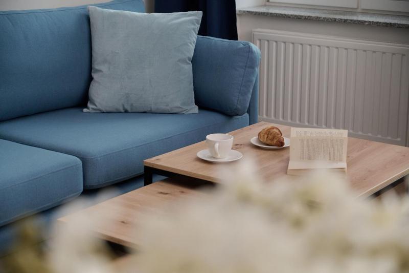 Piłsudskiego Stylish Apartment by Noclegi Renters - image 9