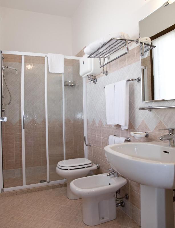 Double Room with Balcony - Annex image 3