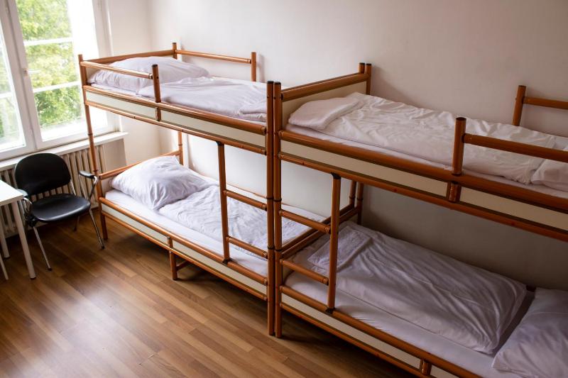 Quadruple Room with Bathroom image 2