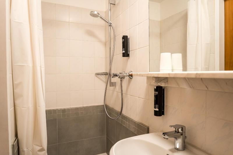 Antares Apartments - image 7