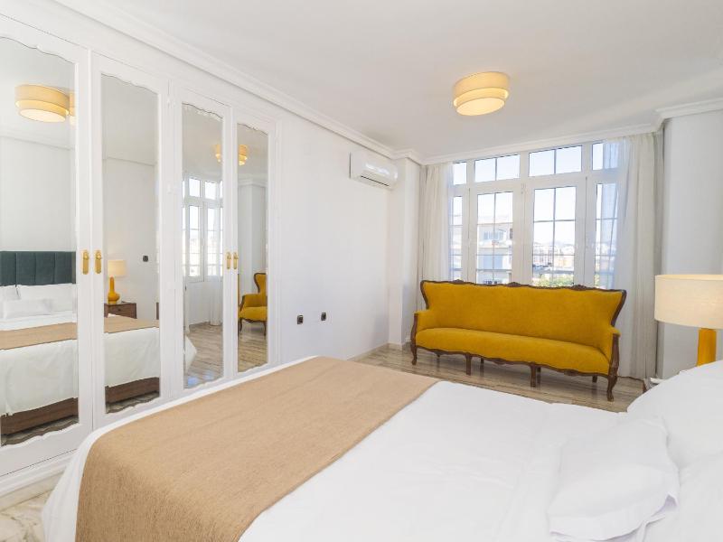 Cubo's Apartamento Seaview Port & Free Parking - image 13
