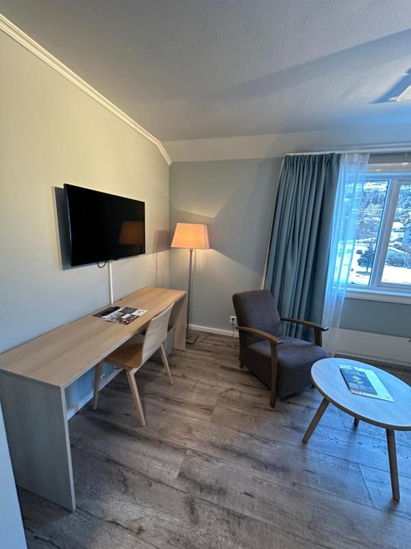 Standard Single Room image 4