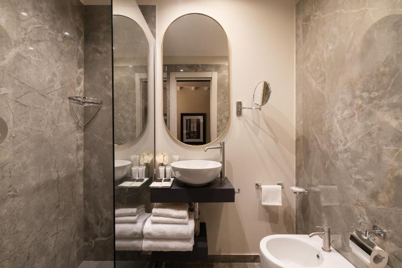 Junior Suite image 4