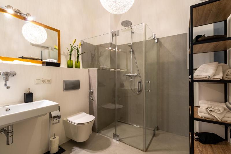 Superior Apartment image 2