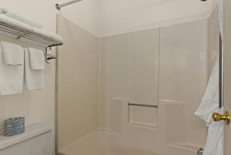 Double Room with Two Double Beds - Second Floor image 2