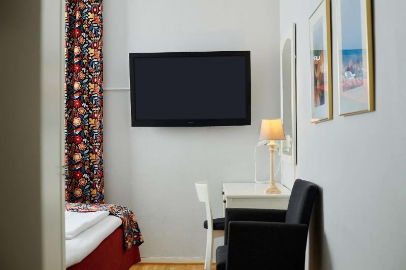 Standard Twin Room - Pet Friendly/Non-Smoking image 4
