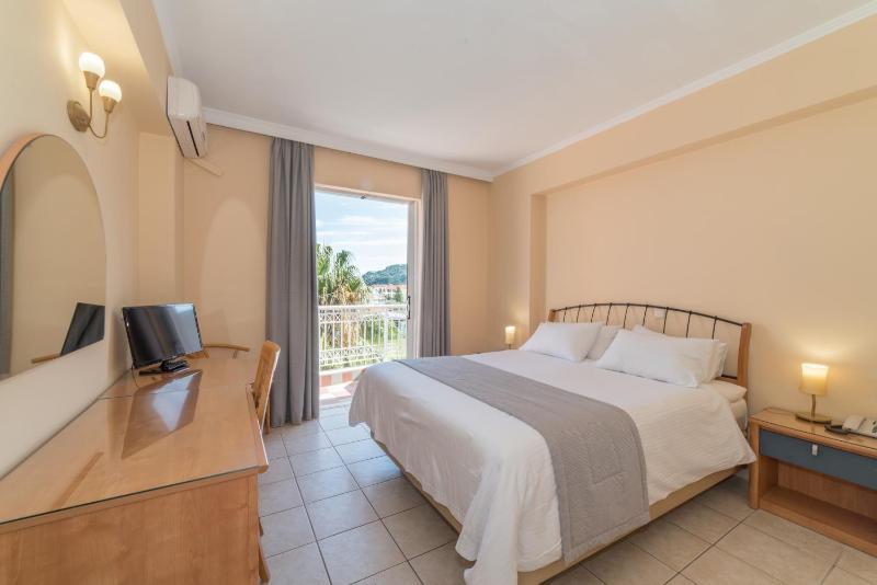 Two-Bedroom Apartment with Partial Sea View (4 Adults)  image 1