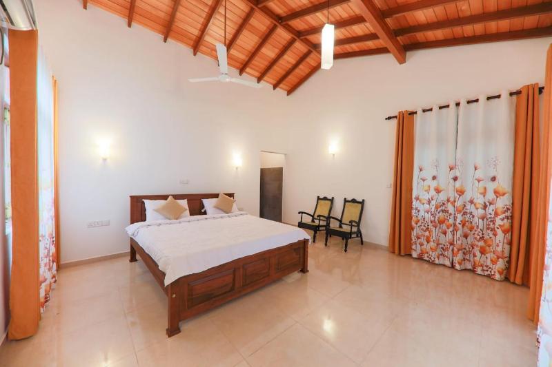 Hikka Tulips Villa - image 16