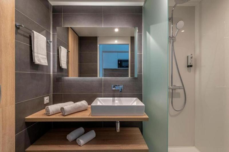 Double or Twin Room without kitchen image 1