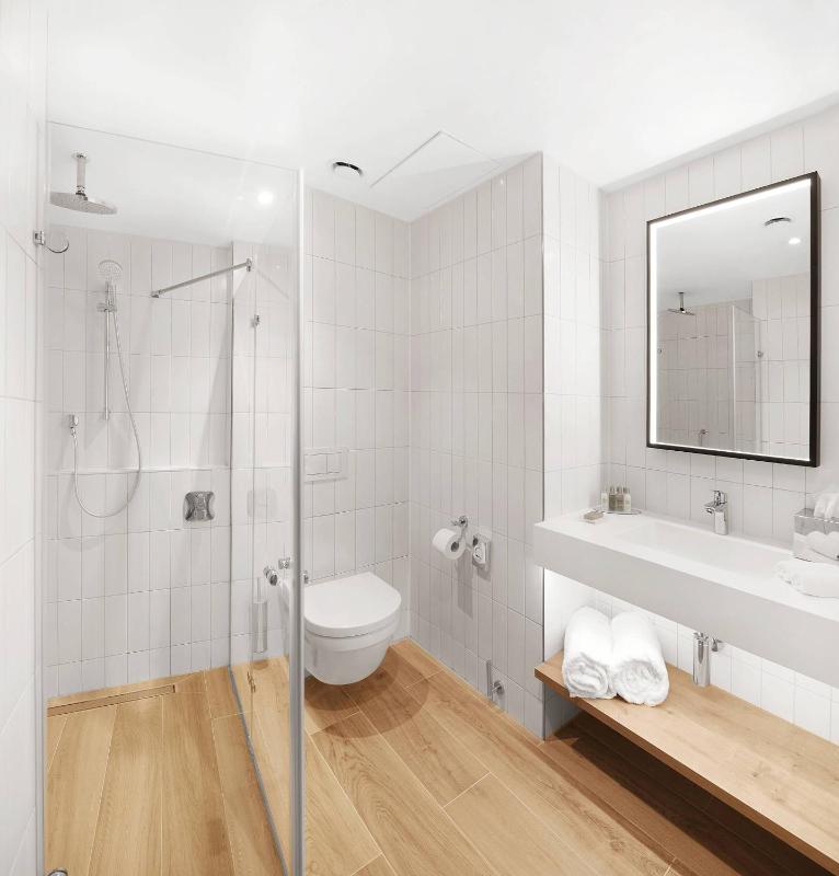 Superior King Room image 1