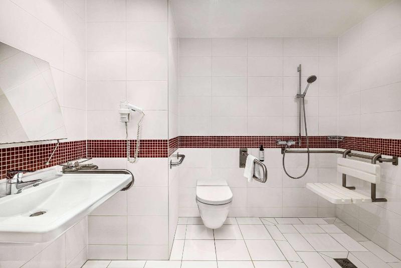 Accessible Room image 1