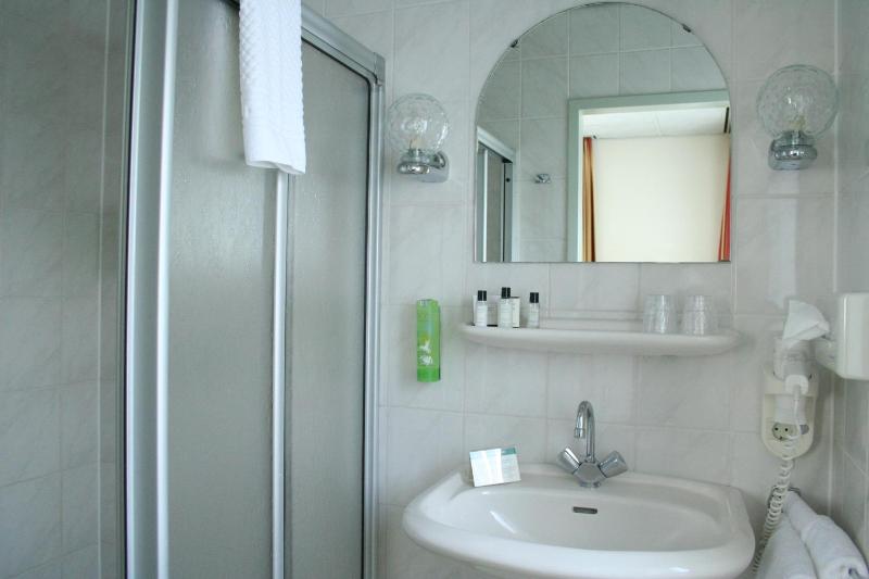 Comfort Double Room image 3