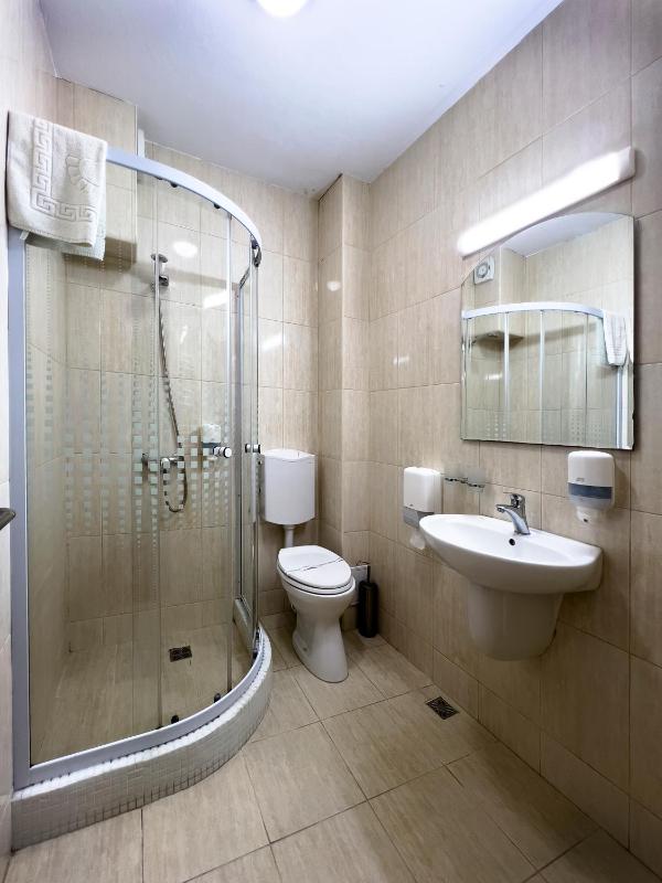 Superior Double Room image 3