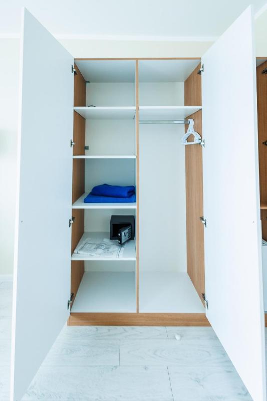 Studio Apartment image 2