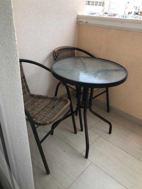 One-Bedroom Apartment image 3