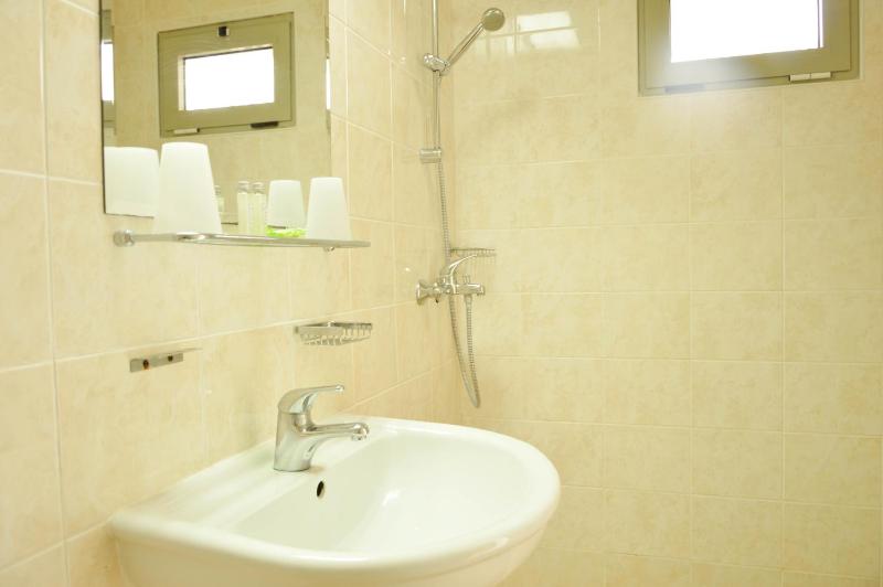 Double or Twin Room with Sea View image 3