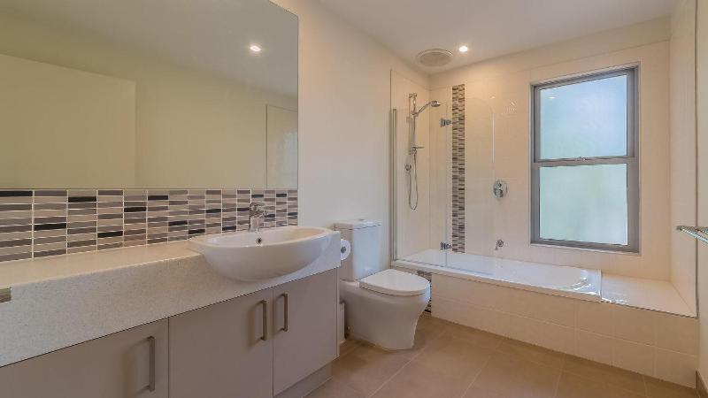 1-6 Broughton Avenue Cowes - image 14